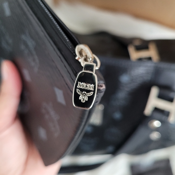 ❗ SOLD ❗ MCM tote bag - Picture 12 of 15